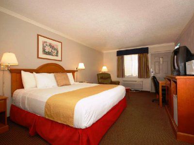 Red Roof Inn 福雷斯特城 外观 照片